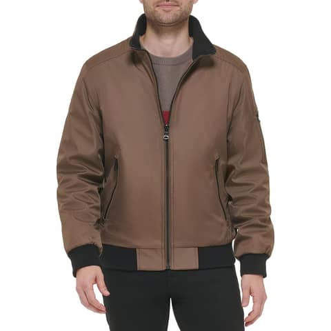 Ropa de hombre Calvin Klein, camisetas, chaquetas